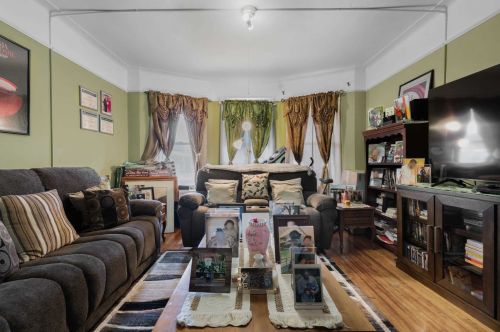 33 Manitou Ave, Poughkeepsie NY  12603-2731 exterior