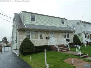 14 Green Ct, Lodi NJ  07644-2410 exterior