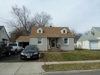 478 Brookside Dr, Roselle, NJ 07203-2958