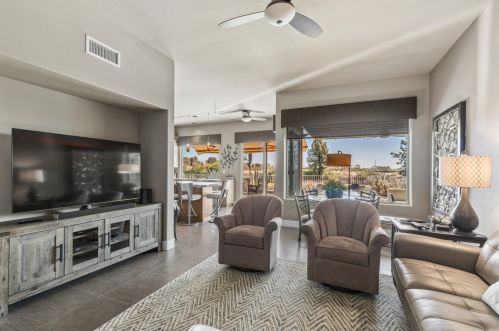 187 Kavenish Dr, Rancho Mirage CA  92270-3244 exterior
