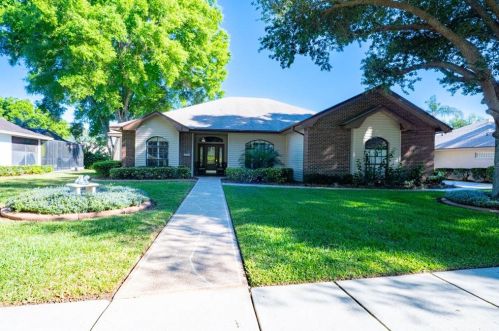 2104 Longleaf Cir, Lakeland, FL 33810-8247