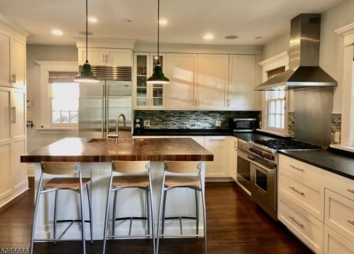 137 Cooper Ave, Montclair NJ  07043-2218 exterior