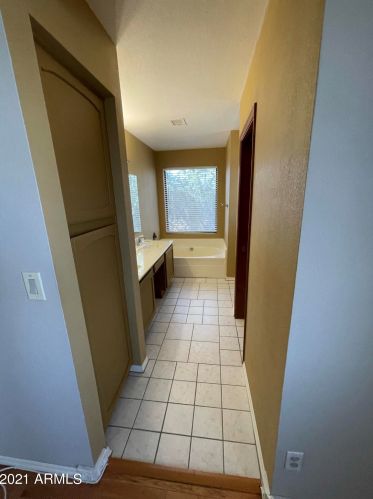 18194 59 Ln, Glendale AZ  85301-7805 exterior