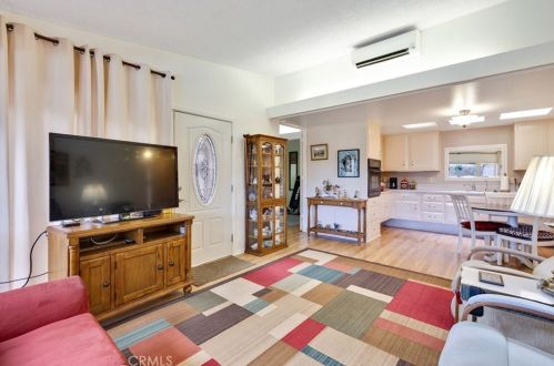 13361 El Dorado Dr, Seal Beach CA  90740-6801 exterior