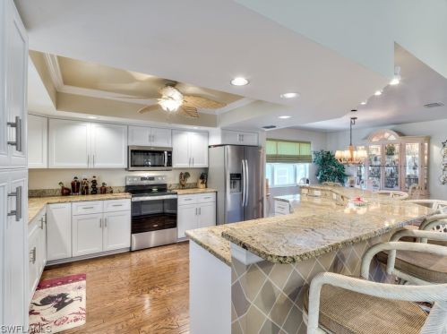 150 Curlew St, Fort Myers Beach, FL 33931-4406