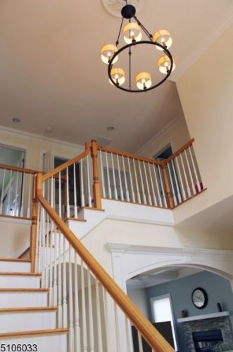 53 Sutton Trl, Hopatcong, NJ 07843-1737