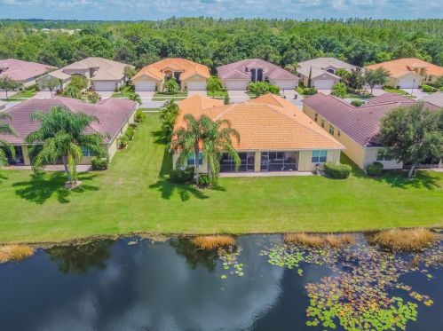 16143 Amethyst Key Dr, Wimauma FL  33598-4027 exterior