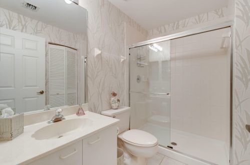 11738 Briarwood Cir, Boynton Beach FL  33437-1911 exterior