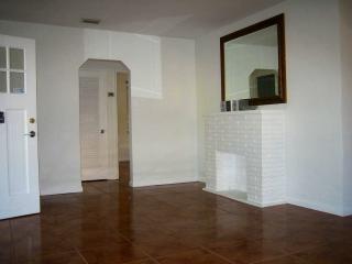 1316 19th Ave, Hollywood FL  33020-3122 exterior