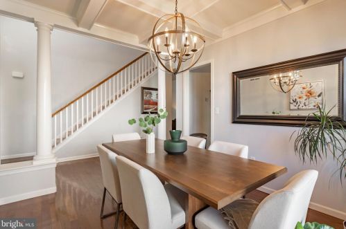 25 Summerlyn Dr, Ephrata PA  17522-9331 exterior