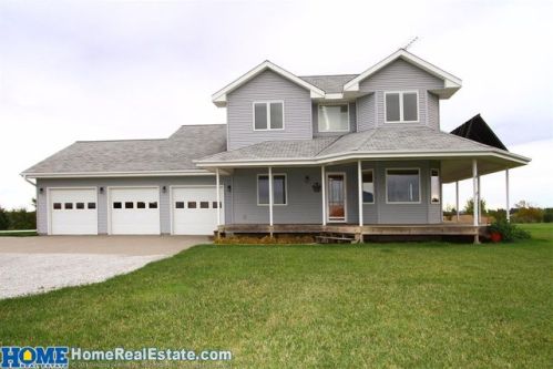 2993 Raymond Rd, Tamora, NE 68434-7855