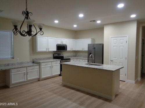 45329 Portabello Rd, Maricopa, AZ 85139-1750