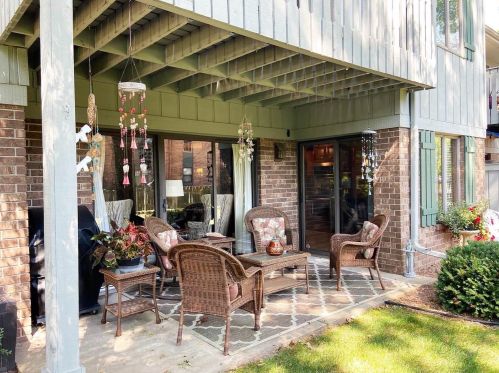 2956 Mossy Oak Cir, Green Bay, WI 54311-5788