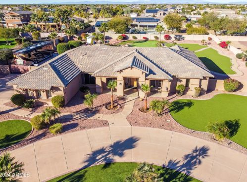 14374 Becker Ln, Sun City, AZ 85379-4305
