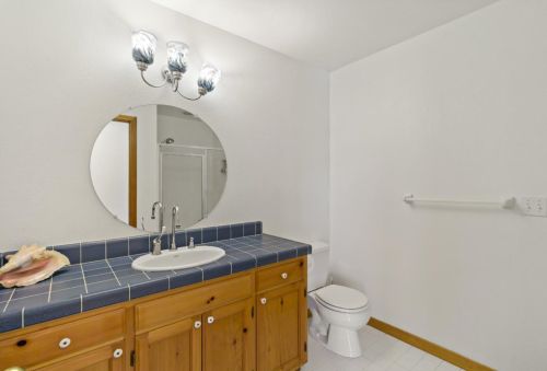 1750 Orch Rd, Hollister CA  95023-9210 exterior