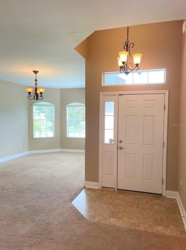 2750 Greyhawk Estates Ln, Lakeland, FL 33812-5803