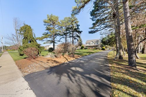 291 Frank Applegate Rd, Jackson Twp, NJ 08527-4215