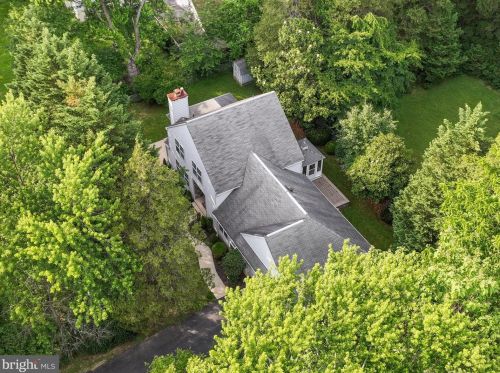 617 Grand Ave, Pittsburgh PA  19083-3224 exterior