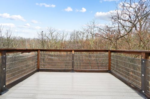 421 Ripple Creek Dr, Covington KY  41018-2684 exterior