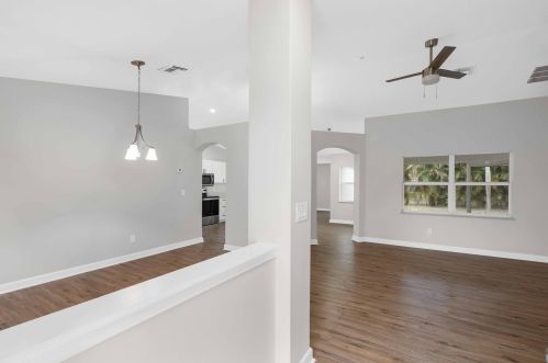 1581 Pitts Ave, Fort Pierce, FL 34953-4328