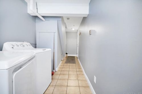 895 Matthews St, Bristol CT  06010-2286 exterior