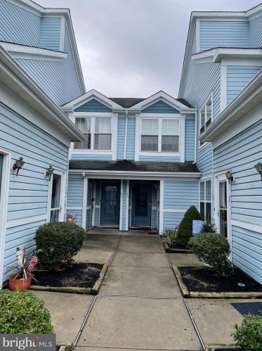 455 Steeplechase Ct, West Deptford, NJ 08096-6812