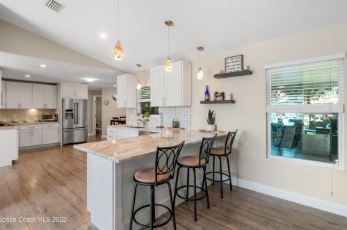 668 Forster Ave, Sebastian FL  32958-4828 exterior