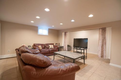 329 Cordial Rd, Yorktown Hgts NY  10598-2642 exterior