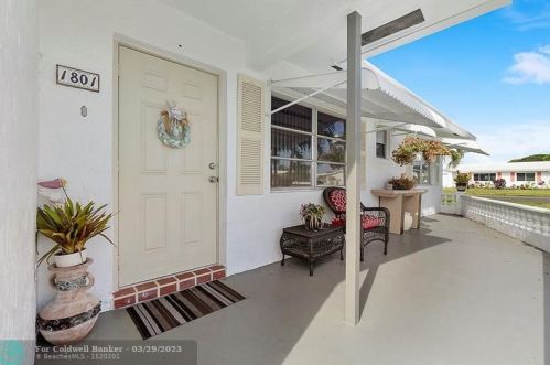 1801 22nd Ave, Boynton Beach, FL 33426-7126