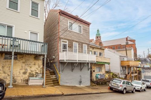 2406 Leticoe St, Pittsburgh, PA 15203-2419