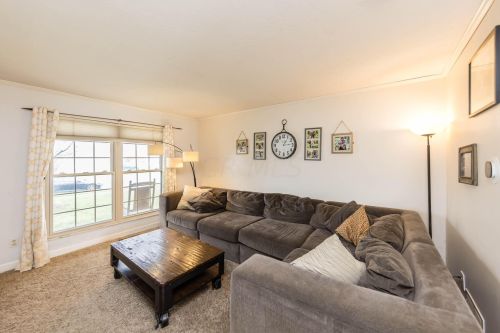 5336 Merrybell Ln, Darbydale OH  43123-9019 exterior
