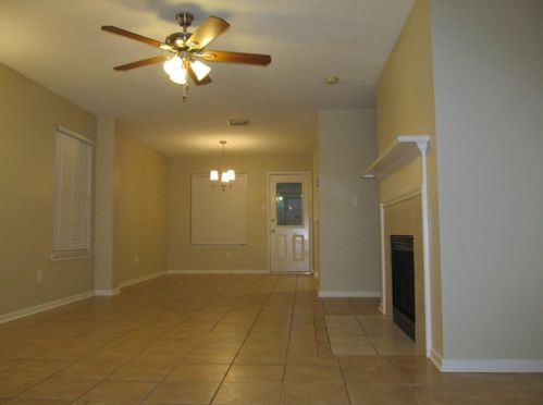 5018 Steel Meadows Ln, Humble, TX 77346-2889