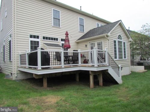 14116 Snickersville Dr, Gainesville VA  20155-4451 exterior