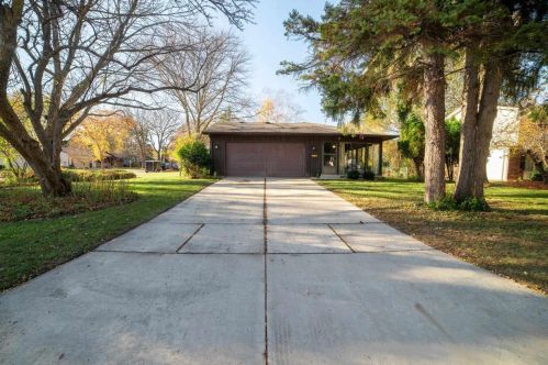 315 Graass St, Green Bay, WI 54301-2415