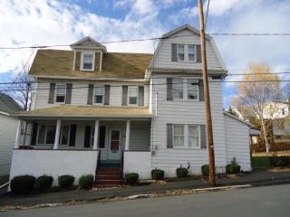 69 School St, Wilkes Barre, PA 18706-2731