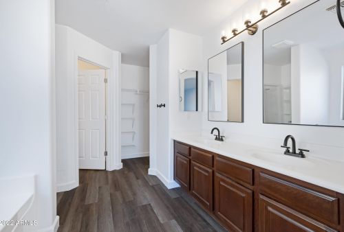 1246 Chimes Tower Dr, Casa Grande AZ  85122-6640 exterior