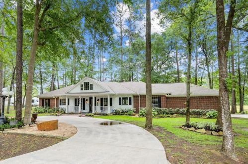 4610 Forest Shadows Dr, Humble, TX 77338-1249