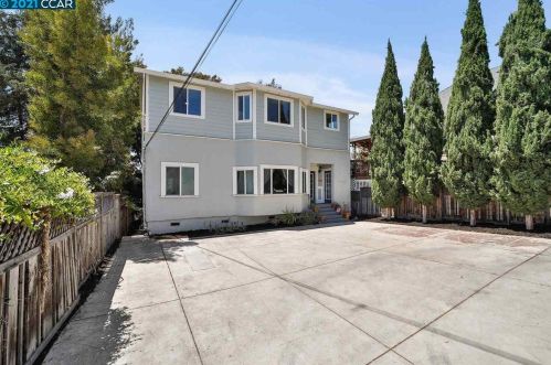 1347 26 St, Oakland CA 94606-3243 exterior
