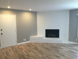 444 Irvine Ave, Newport Beach CA  92663-5136 exterior