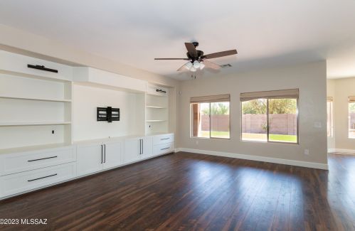 7112 Amber Burst Ct, Tucson, AZ 85743-5525