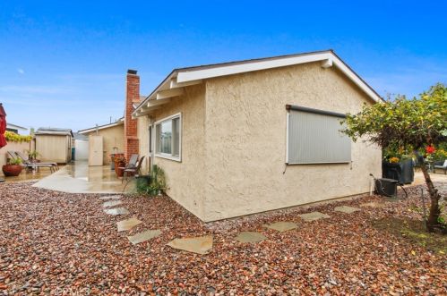 12101 Wutzke St, Garden Grove CA  92845-1841 exterior