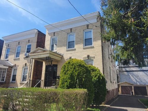 442 Locust St, Mount Vernon, NY 10552-2605