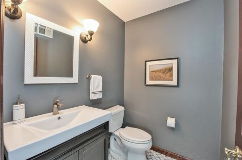 11 Greenhaven Rd, Tompkins Corners NY  10579-3303 exterior