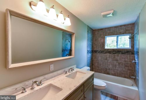 241 Central Ave, West Deptford NJ  08097 exterior