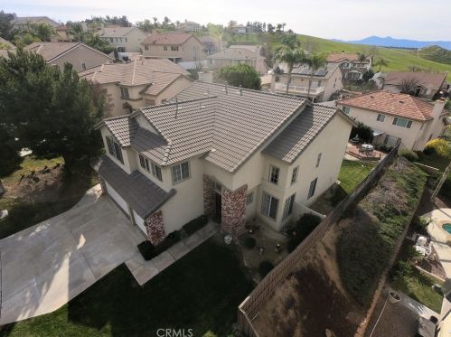 1371 Kirkmichael Cir, Riverside CA  92507-8426 exterior