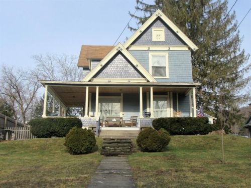 45 Shepard St, Walton, NY 13856-1133