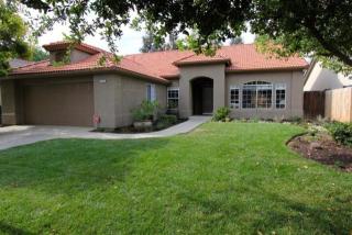 2276 Yeargin Dr, Fresno, CA 93720-4142