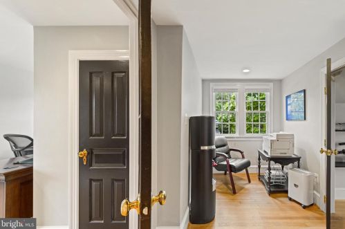 213 Loudoun St, Leesburg VA exterior