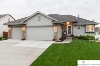 2704 John St, Omaha, NE 68133-3397