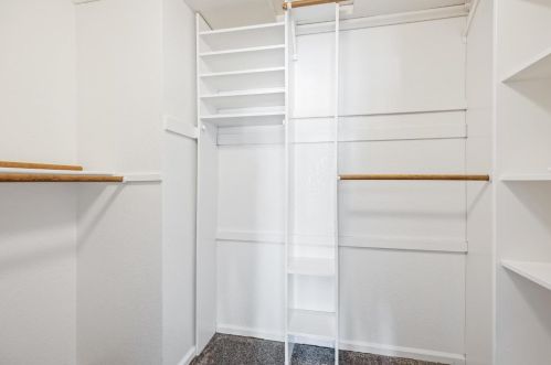 7934 Kyle Ct, Citrus Heights CA  95610-2461 exterior